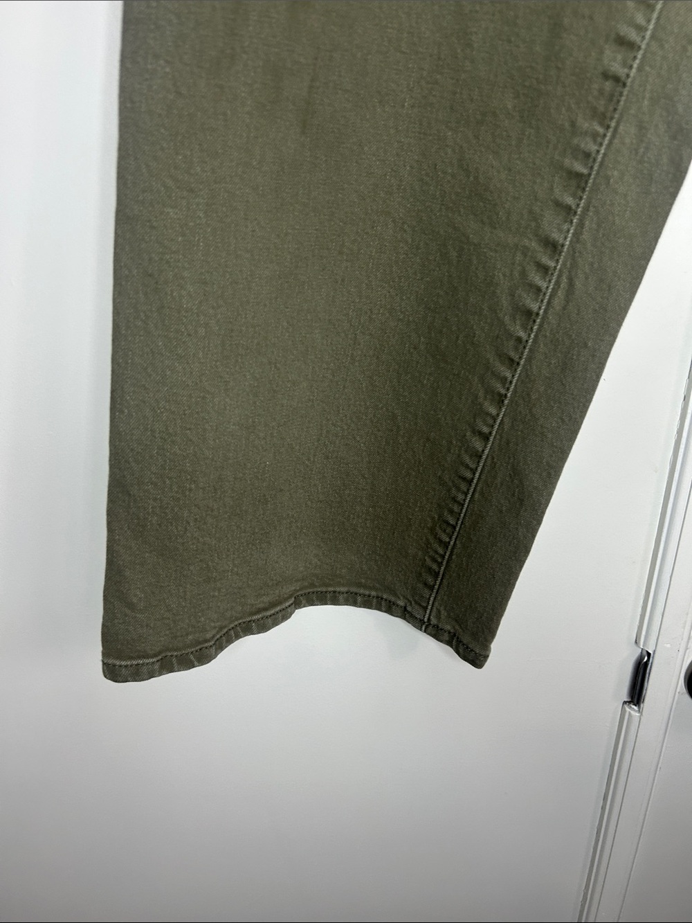 High-Waist Wide Leg Jeans in Olive for Women - Picture 3 of 7
